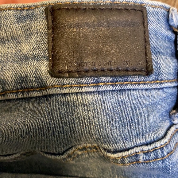 Don’t fit anymore, good condition, size 25, faded in front (that’s the style) - Picture 5 of 5